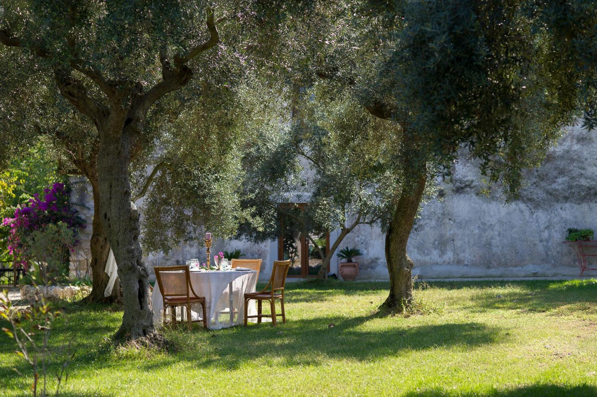 Agriturismo Masseria Pozzo Sperlonga Buitenkant foto